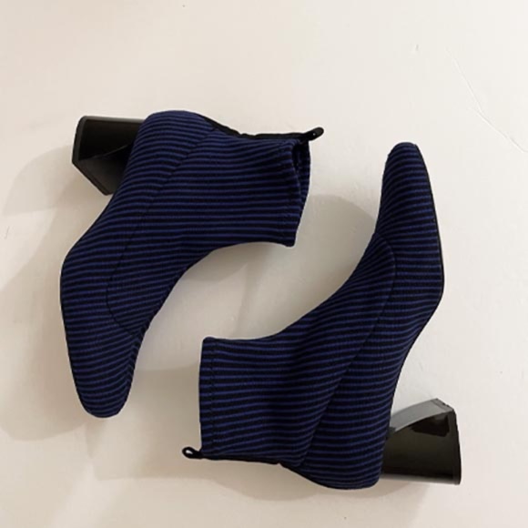 ZARA STRIPED SOCK BOOTIE EUC 6.5 - Picture 6 of 9